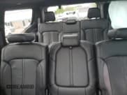 ✅ 2025 Jeep Wagoneer • VIN: 1C4SJVAPXSS520311 • Lot: 69863355. Wystawiony na Copart z przebiegiem 1 394 mil. Bezpłatny archiwum sprzedaży aukcyjnych z USA i szczegółowy raport historii pojazdu na DreamBid. Zdjęcie 10.