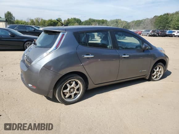 ✅ 2014 Nissan LEAF SL • VIN: 1N4AZ0CP4EC330822 • Лот: 81429845. Опубликован ранее на Copart с пробегом 119 316 миль. Бесплатный доступ к архиву аукционных продаж из США и подробный отчёт об истории автомобиля на DreamBid. Изображение 3.