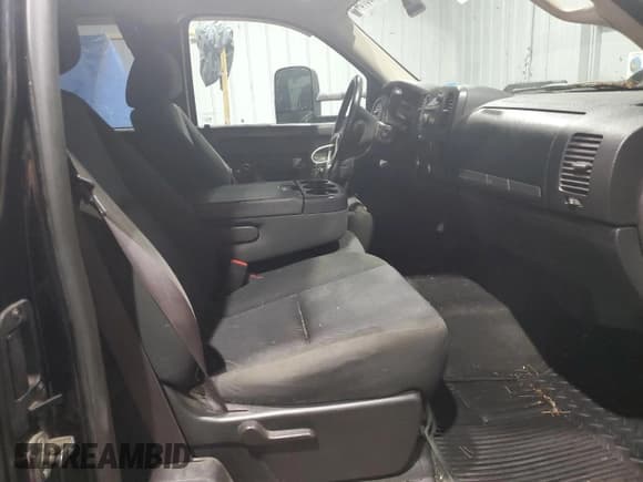 ✅ 2013 Chevrolet Silverado 2500HD LT • VIN: 1GC2KXCGXDZ149926 • Lot: 81557345. Listed on Copart with Not provided. Free auction sales archive from the USA and detailed vehicle history report at DreamBid. Image 10.