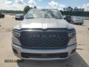 ✅ 2025 Ram 1500 Big Horn • VIN: 1C6RREFG1SN718247 • Лот: 70517305. Опубликован ранее на Copart с пробегом 4 560 миль. Бесплатный доступ к архиву аукционных продаж из США и подробный отчёт об истории автомобиля на DreamBid. Изображение 5.