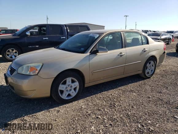 2006 Chevrolet Malibu 2LT z VIN 1G1ZT51896F247046, wystawiony jako Copart lot #73184414 z przebiegiem 112 237 mil mil oraz Szkoda całkowita • Salvage title. Historia ofert i sprzedaży dostępna na DreamBid. Obrazek 1.