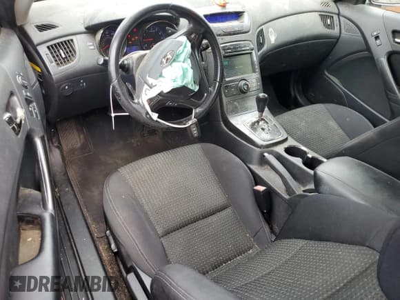 ✅ 2011 Hyundai Genesis Coupe • VIN: KMHHT6KDXBU044995 • Lot: 58728145. Wystawiony na Copart z przebiegiem 112 454 mil. Bezpłatny archiwum sprzedaży aukcyjnych z USA i szczegółowy raport historii pojazdu na DreamBid. Zdjęcie 8.