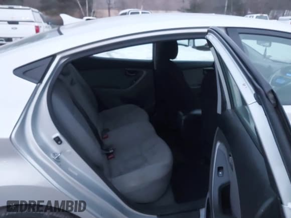 ✅ 2011 Hyundai Elantra GLS • VIN: KMHDH4AE9BU112184 • Lot: 43835556. Listed on IAAI with 196,541 mi. Free auction sales archive from the USA and detailed vehicle history report at DreamBid. Image 8.