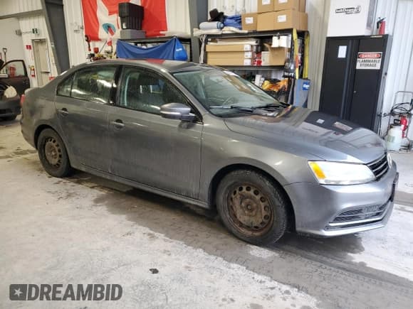 ✅ 2015 Volkswagen Jetta SE • VIN: 3VWB07AJ2FM256300 • Лот: 91177705. Опубликован ранее на Copart с пробегом 232 522 миль. Бесплатный доступ к архиву аукционных продаж из США и подробный отчёт об истории автомобиля на DreamBid. Изображение 4.