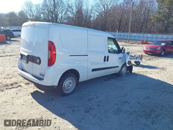 ✅ 2022 Ram ProMaster City Cargo Tradesman • VIN: ZFBHRFAB8N6Y72512 • Lot: 41253690. Wystawiony na IAAI z przebiegiem 19 120 mil. Bezpłatny archiwum sprzedaży aukcyjnych z USA i szczegółowy raport historii pojazdu na DreamBid. Zdjęcie 4.