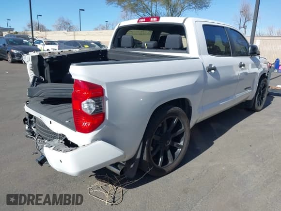 ✅ 2016 Toyota Tundra SR5 • VIN: 5TFEM5F15GX105819 • Lot: 41297645. Listed on IAAI with 85,550 mi. Free auction sales archive from the USA and detailed vehicle history report at DreamBid. Image 4.