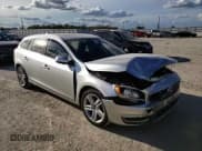 ✅ 2015 Volvo V60 T5 Drive-E Premier • VIN: YV140MEB3F1190649 • Lot: 71019093. Listed on Copart with 82,813 mi. Free auction sales archive from the USA and detailed vehicle history report at DreamBid. Image 11.