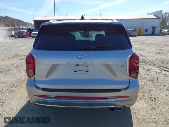 ✅ 2024 Hyundai Palisade Calligraphy • VIN: KM8R7DGE5RU695296 • Лот: 40627644. Опубликован ранее на IAAI с пробегом 3 149 миль. Бесплатный доступ к архиву аукционных продаж из США и подробный отчёт об истории автомобиля на DreamBid. Изображение 16.