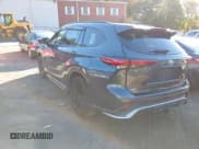 ✅ 2023 Toyota Highlander XSE • VIN: 5TDKDRBH5PS508265 • Lot: 43348265. Listed on IAAI with 156,556 mi. Free auction sales archive from the USA and detailed vehicle history report at DreamBid. Image 3.