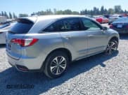 ✅ 2018 Acura RDX Advance • VIN: 5J8TB4H74JL010998 • Lot: 42749497. Wystawiony na IAAI z przebiegiem 48 693 mil. Bezpłatny archiwum sprzedaży aukcyjnych z USA i szczegółowy raport historii pojazdu na DreamBid. Zdjęcie 4.