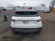 ✅ 2015 Land Rover Range Rover Evoque Pure Premium • VIN: SALVR2BG3FH037368 • Lot: 43796010. Wystawiony na IAAI z przebiegiem 119 994 mil. Bezpłatny archiwum sprzedaży aukcyjnych z USA i szczegółowy raport historii pojazdu na DreamBid. Zdjęcie 16.