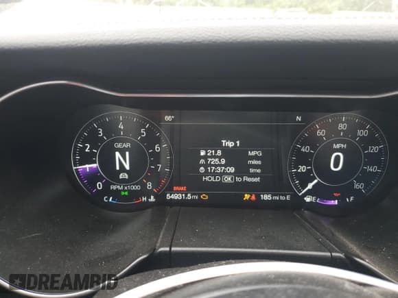 ✅ 2020 Ford Mustang GT • VIN: 1FA6P8CF9L5185909 • Lot: 71489215. Wystawiony na Copart z przebiegiem 54 931 mil. Bezpłatny archiwum sprzedaży aukcyjnych z USA i szczegółowy raport historii pojazdu na DreamBid. Zdjęcie 9.