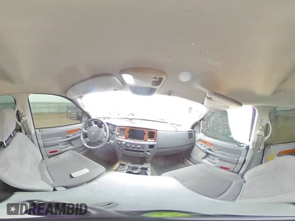 2006 Dodge 3500 SLT z VIN 3D7LX39C16G158087, wystawiony jako Copart lot #53310925 z przebiegiem 172 504 mil mil oraz Czysty tytuł • Clean title. Historia ofert i sprzedaży dostępna na DreamBid. Obrazek 12.