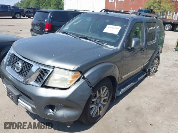 ✅ 2009 Nissan Pathfinder SE • VIN: 5N1AR18B39C615574 • Lot: 42802230. Listed on IAAI with 119,025 mi. Free auction sales archive from the USA and detailed vehicle history report at DreamBid. Image 2.