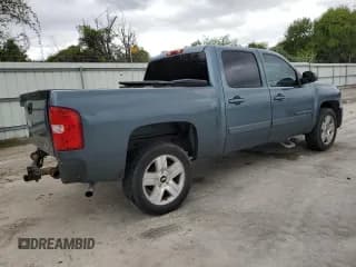 ✅ 2008 Chevrolet Silverado 1500 1LT • VIN: 3GCEC13J28G266005 • Lot: 70141684. Listed on Copart with 153,316 mi. Free auction sales archive from the USA and detailed vehicle history report at DreamBid. Image 3.