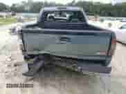 2007 GMC Sierra 1500 SL with VIN 2GTEK13V171109210, listed as a Copart auction lot 72076074 with 258,054 mi miles and Salvage title. Bid and sale history available at DreamBid. Image 6.