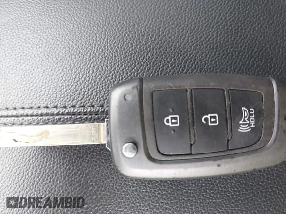 ✅ 2022 Hyundai Tucson SE • VIN: 5NMJACAE0NH031768 • Lot: 42504229. Wystawiony na IAAI z przebiegiem 95 106 mil. Bezpłatny archiwum sprzedaży aukcyjnych z USA i szczegółowy raport historii pojazdu na DreamBid. Zdjęcie 11.