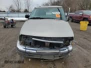 ✅ 1999 Chevrolet Blazer Trailblazer • VIN: 1GNCS13W8X2122902 • Lot: 85032064. Wystawiony na Copart z przebiegiem Nie podano. Bezpłatny archiwum sprzedaży aukcyjnych z USA i szczegółowy raport historii pojazdu na DreamBid. Zdjęcie 5.