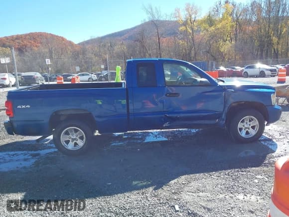 ✅ 2010 Dodge Dakota ST • VIN: 1D7CW2BK1AS135750 • Lot: 43638486. Listed on IAAI with 15,658 mi. Free auction sales archive from the USA and detailed vehicle history report at DreamBid. Image 13.