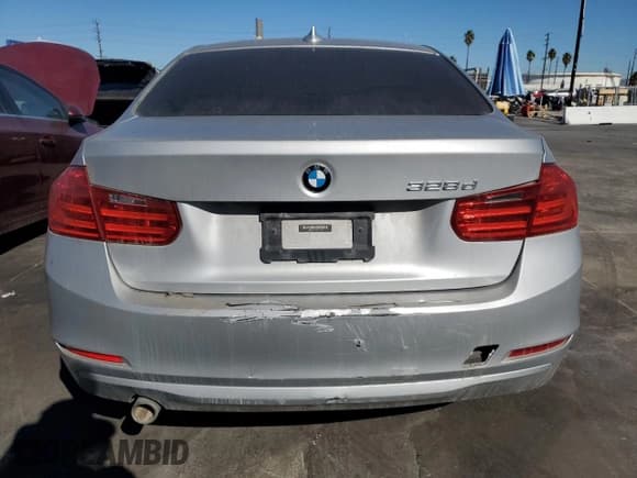 ✅ 2014 BMW 3 Series 328d • VIN: WBA3D3C57EK155129 • Лот: 90136845. Опубликован ранее на Copart с пробегом Не указан. Бесплатный доступ к архиву аукционных продаж из США и подробный отчёт об истории автомобиля на DreamBid. Изображение 6.