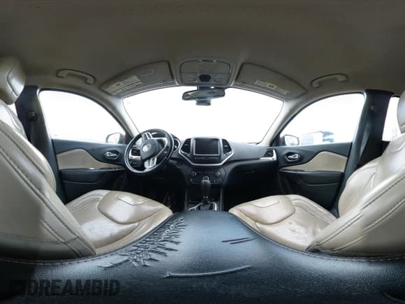 ✅ 2017 Jeep Cherokee Limited • VIN: 1C4PJLDB3HW566011 • Lot: 42140448. Wystawiony na IAAI z przebiegiem 192 178 mil. Bezpłatny archiwum sprzedaży aukcyjnych z USA i szczegółowy raport historii pojazdu na DreamBid. Zdjęcie 18.