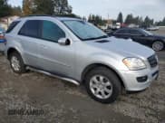 ✅ 2006 Mercedes-Benz M 350 • VIN: 4JGBB86E26A074541 • Lot: 90398655. Wystawiony na Copart z przebiegiem 109 466 mil. Bezpłatny archiwum sprzedaży aukcyjnych z USA i szczegółowy raport historii pojazdu na DreamBid. Zdjęcie 4.