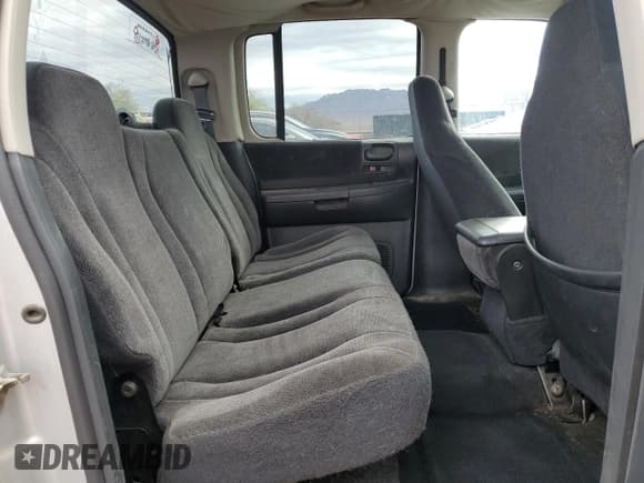 ✅ 2003 Dodge Dakota Sport • VIN: 1D7HG38N23S205026 • Lot: 82214314. Wystawiony na Copart z przebiegiem 194 724 mil. Bezpłatny archiwum sprzedaży aukcyjnych z USA i szczegółowy raport historii pojazdu na DreamBid. Zdjęcie 10.