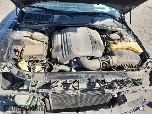 ✅ 2019 Dodge Challenger R/T • VIN: 2C3CDZBT0KH661446 • Lot: 87246715. Wystawiony na Copart z przebiegiem Nie podano. Bezpłatny archiwum sprzedaży aukcyjnych z USA i szczegółowy raport historii pojazdu na DreamBid. Zdjęcie 11.