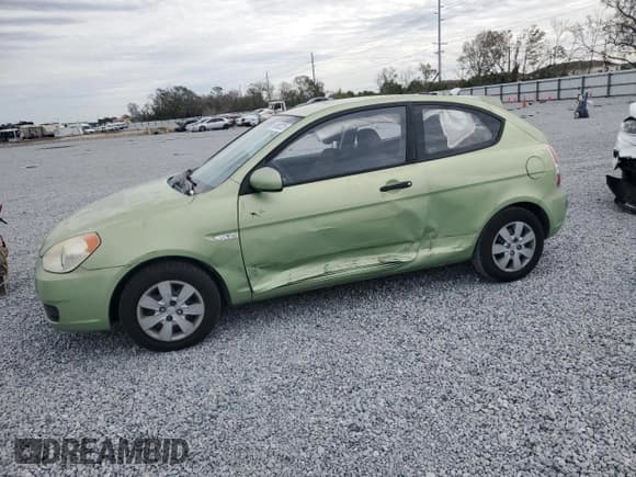 ✅ 2010 Hyundai Accent GS • VIN: KMHCM3AC8AU158734 • Лот: 88882225. Опубликован ранее на Copart с пробегом 151 016 миль. Бесплатный доступ к архиву аукционных продаж из США и подробный отчёт об истории автомобиля на DreamBid. Изображение 1.