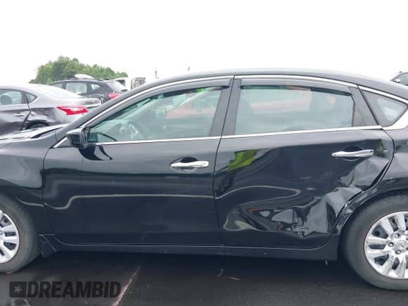 ✅ 2016 Nissan Altima S • VIN: 1N4AL3AP1GC277506 • Lot: 42880721. Listed on IAAI with 199,938 mi. Free auction sales archive from the USA and detailed vehicle history report at DreamBid. Image 14.