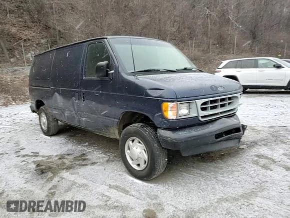 ✅ 2002 Ford Econoline Cargo • VIN: 1FTNE24262HA77300 • Lot: 88213135. Wystawiony na Copart z przebiegiem 171 829 mil. Bezpłatny archiwum sprzedaży aukcyjnych z USA i szczegółowy raport historii pojazdu na DreamBid. Zdjęcie 12.