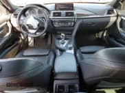 ✅ 2016 BMW 3 Series 330e • VIN: WBA8E1C54GK479682 • Лот: 45967824. Опубликован ранее на Copart с пробегом 92 025 миль. Бесплатный доступ к архиву аукционных продаж из США и подробный отчёт об истории автомобиля на DreamBid. Изображение 8.