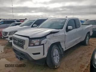 ✅ 2023 Nissan Frontier S • VIN: 1N6ED1CL7PN635121 • Лот: 68842705. Опубликован ранее на Copart с пробегом 40 001 миль. Бесплатный доступ к архиву аукционных продаж из США и подробный отчёт об истории автомобиля на DreamBid. Изображение 1.