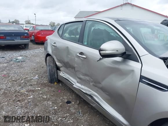 ✅ 2013 Kia Optima EX • VIN: 5XXGN4A7XDG244715 • Lot: 43435241. Wystawiony na IAAI z przebiegiem 143 757 mil. Bezpłatny archiwum sprzedaży aukcyjnych z USA i szczegółowy raport historii pojazdu na DreamBid. Zdjęcie 6.