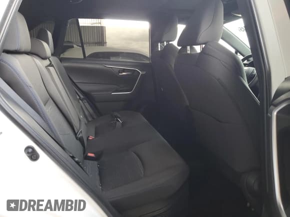 ✅ 2024 Toyota RAV4 Hybrid SE • VIN: 2T3T6RFV9RW073413 • Лот: 72099245. Опубликован ранее на Copart с пробегом 6 539 миль. Бесплатный доступ к архиву аукционных продаж из США и подробный отчёт об истории автомобиля на DreamBid. Изображение 11.