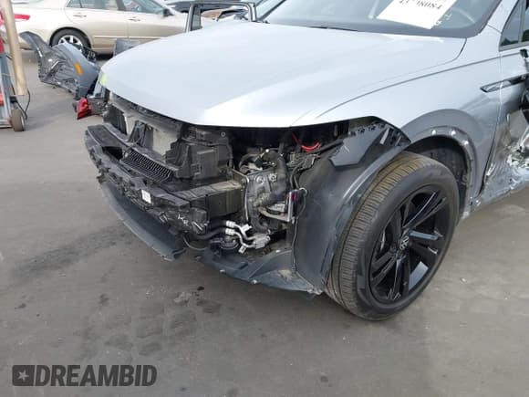 ✅ 2023 Volkswagen Tiguan SE R-Line Black • VIN: 3VV8B7AX4PM034291 • Lot: 43398084. Listed on IAAI with 20,199 mi. Free auction sales archive from the USA and detailed vehicle history report at DreamBid. Image 20.