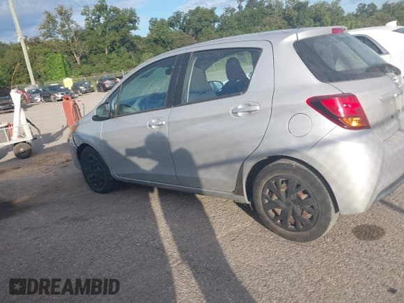 ✅ 2015 Toyota Yaris L • VIN: VNKKTUD3XFA039801 • Lot: 43293385. Listed on IAAI with 102,644 mi. Free auction sales archive from the USA and detailed vehicle history report at DreamBid. Image 14.