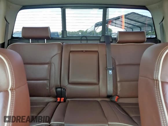 ✅ 2014 Chevrolet Silverado 1500 High Country • VIN: 3GCUKTEJ6EG484905 • Лот: 64757985. Опубликован ранее на Copart с пробегом 134 296 миль. Бесплатный доступ к архиву аукционных продаж из США и подробный отчёт об истории автомобиля на DreamBid. Изображение 10.