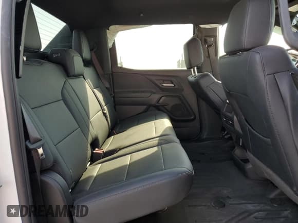 ✅ 2025 Chevrolet Silverado 1500 • VIN: 1GC10VED8SU407234 • Лот: 70899655. Опубликован ранее на Copart с пробегом 2 108 миль. Бесплатный доступ к архиву аукционных продаж из США и подробный отчёт об истории автомобиля на DreamBid. Изображение 10.