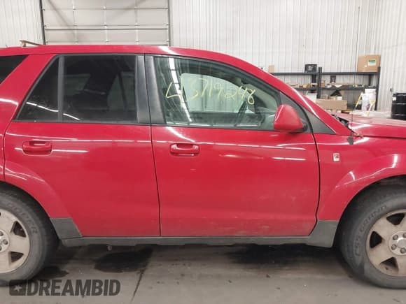 ✅ 2005 Saturn VUE • VIN: 5GZCZ634X5S864603 • Lot: 43719248. Wystawiony na IAAI z przebiegiem 161 155 mil. Bezpłatny archiwum sprzedaży aukcyjnych z USA i szczegółowy raport historii pojazdu na DreamBid. Zdjęcie 13.