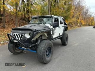 ✅ 2014 Jeep Wrangler Unlimited Sport • VIN: 1C4BJWDG1EL251390 • Lot: 92888195. Wystawiony na Copart z przebiegiem 86 611 mil. Bezpłatny archiwum sprzedaży aukcyjnych z USA i szczegółowy raport historii pojazdu na DreamBid. Zdjęcie 1.