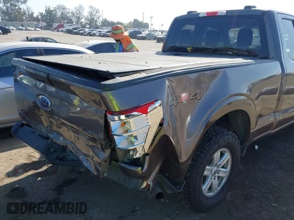 ✅ 2021 Ford F-150 XL • VIN: 1FTEX1EB4MKD09885 • Lot: 43617293. Listed on IAAI with 80,133 mi. Free auction sales archive from the USA and detailed vehicle history report at DreamBid. Image 6.