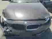 2016 BMW 3 Series z VIN WBA8E7C57GK415560, wystawiony jako Copart lot #60493425 z przebiegiem 37 702 mil mil oraz Szkoda całkowita • Salvage title. Historia ofert i sprzedaży dostępna na DreamBid. Obrazek 11.