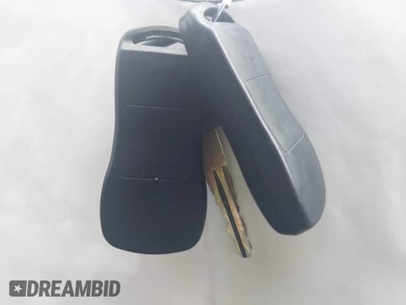 ✅ 2010 Nissan Sentra SR • VIN: 3N1AB6AP4AL693966 • Lot: 43649913. Wystawiony na IAAI z przebiegiem 140 108 mil. Bezpłatny archiwum sprzedaży aukcyjnych z USA i szczegółowy raport historii pojazdu na DreamBid. Zdjęcie 11.