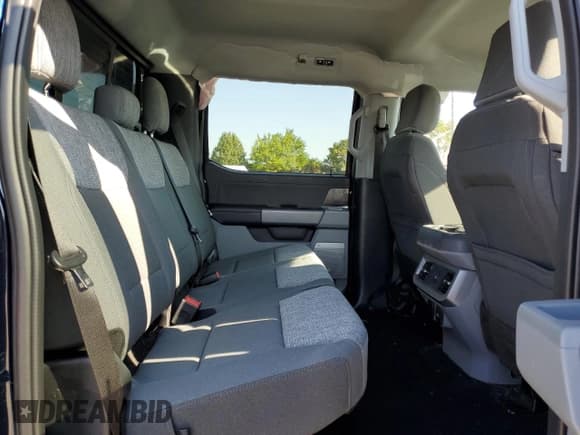 ✅ 2023 Ford F-350 XLT • VIN: 1FT8W3BN3PEC98441 • Лот: 81083415. Опубликован ранее на Copart с пробегом Не указан. Бесплатный доступ к архиву аукционных продаж из США и подробный отчёт об истории автомобиля на DreamBid. Изображение 10.