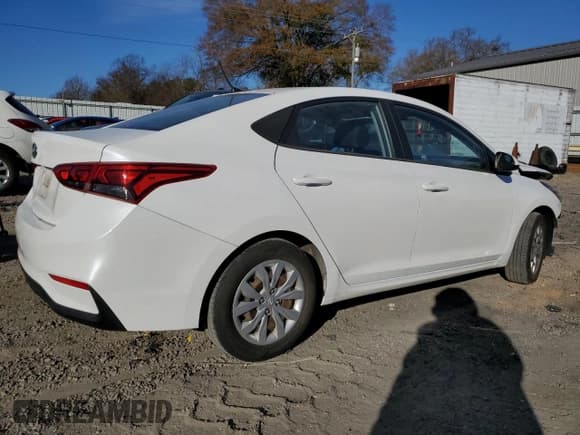 ✅ 2019 Hyundai Accent SE • VIN: 3KPC24A39KE052888 • Лот: 82880054. Опубликован ранее на Copart с пробегом 83 663 миль. Бесплатный доступ к архиву аукционных продаж из США и подробный отчёт об истории автомобиля на DreamBid. Изображение 3.