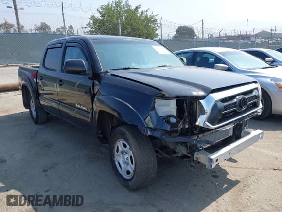✅ 2013 Toyota Tacoma • VIN: 5TFJX4CN1DX030720 • Lot: 42750091. Wystawiony na IAAI z przebiegiem 88 318 mil. Bezpłatny archiwum sprzedaży aukcyjnych z USA i szczegółowy raport historii pojazdu na DreamBid. Zdjęcie 1.