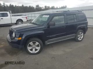 ✅ 2011 Jeep Patriot Latitude • VIN: 1J4NF1GB8BD115078 • Lot: 92787835. Listed on Copart with 132,431 mi. Free auction sales archive from the USA and detailed vehicle history report at DreamBid. Image 1.