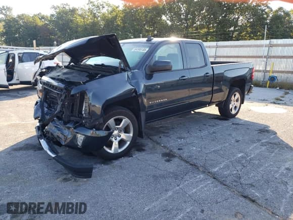 ✅ 2018 Chevrolet Silverado 1500 LT • VIN: 1GCVKREC6JZ318936 • Lot: 84595185. Wystawiony na Copart z przebiegiem 125 631 mil. Bezpłatny archiwum sprzedaży aukcyjnych z USA i szczegółowy raport historii pojazdu na DreamBid. Zdjęcie 1.