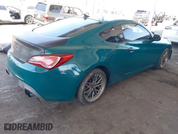 ✅ 2014 Hyundai Genesis Coupe 2.0T • VIN: KMHHT6KD5EU114178 • Lot: 42392849. Wystawiony na IAAI z przebiegiem 89 433 mil. Bezpłatny archiwum sprzedaży aukcyjnych z USA i szczegółowy raport historii pojazdu na DreamBid. Zdjęcie 4.